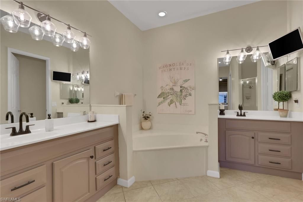 4501 Cardinal Cove Ln, Naples, FL 34114 Photo