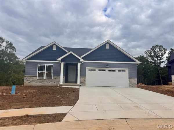 702 Blake Drive, Hillsboro, MO 63050