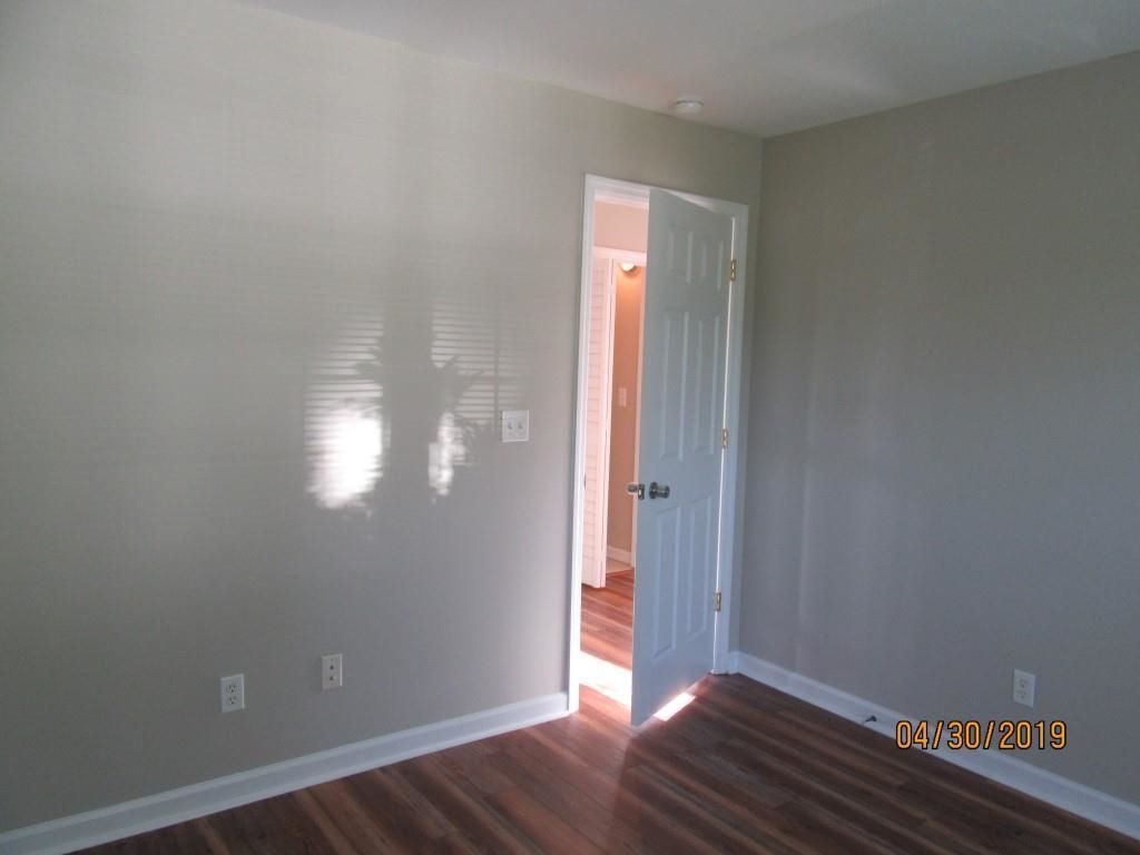 189 Sawhorse Dr.  Photo 13