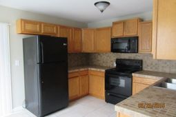 189 Sawhorse Dr.  photo 4