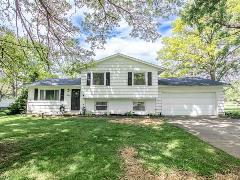 3811 N Sunnyfield Drive, Copley, OH 44321 Photo 1