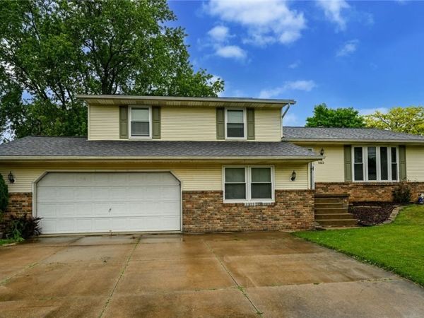 5323 Francesca Street NE, Louisville, OH 44641