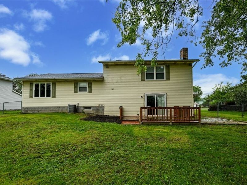 5323 Francesca Street NE, Louisville, OH 44641 Photo 12