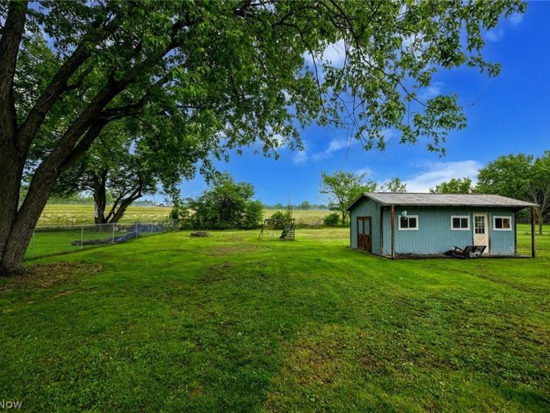 5323 Francesca Street NE, Louisville, OH 44641 Photo 8