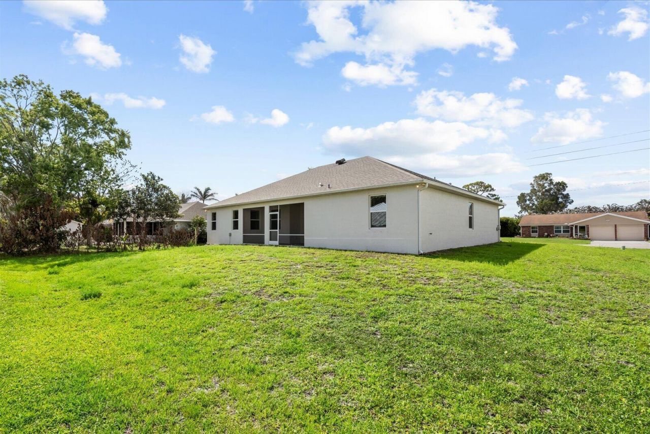 1561 SE Portillo Road, Port Saint Lucie, FL 34952 Photo