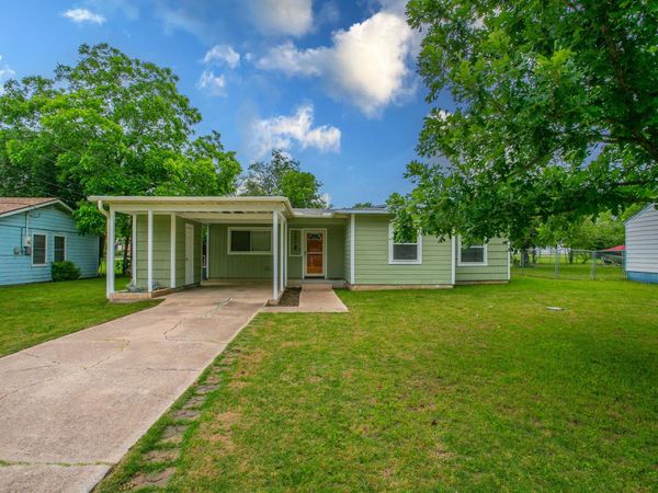 102 Circle DR, Belton, TX 76513