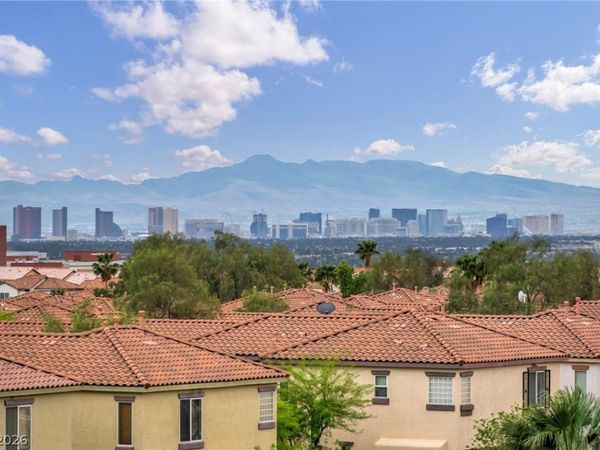 7408 Beguiling Court , Las Vegas, NV 89149