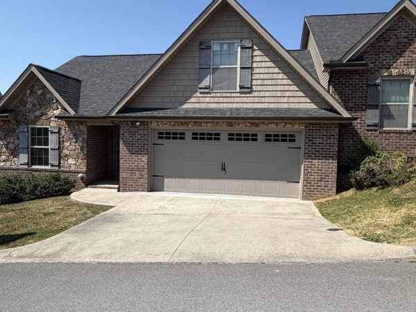 171 Stonefield Drive, Harrogate, TN 37752