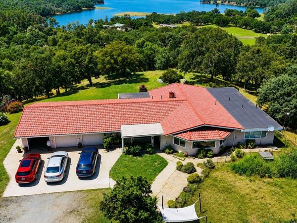 5800 Wilkinson Ln, Burson, CA 95252