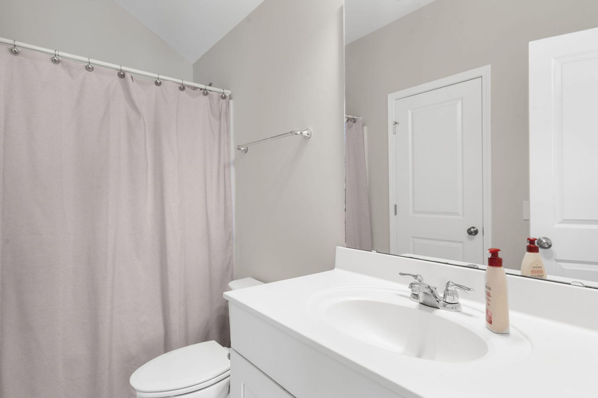 3310 Zoe Street Photo 37
