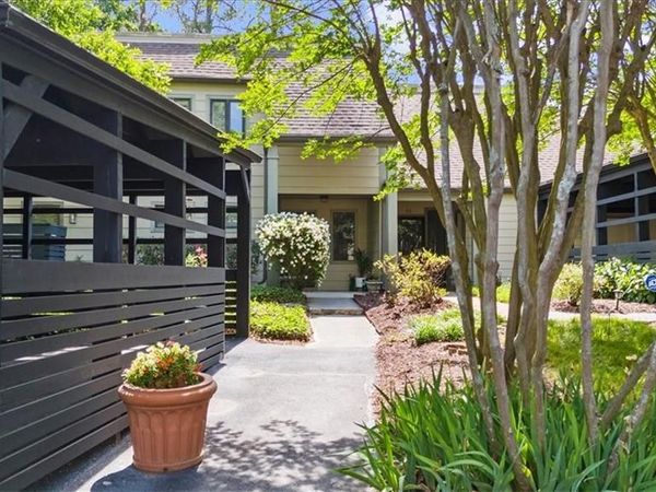 54 Forrest Place , Atlanta, GA 30328