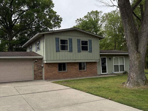 1615 Cedar Street, Elkhart, IN 46514