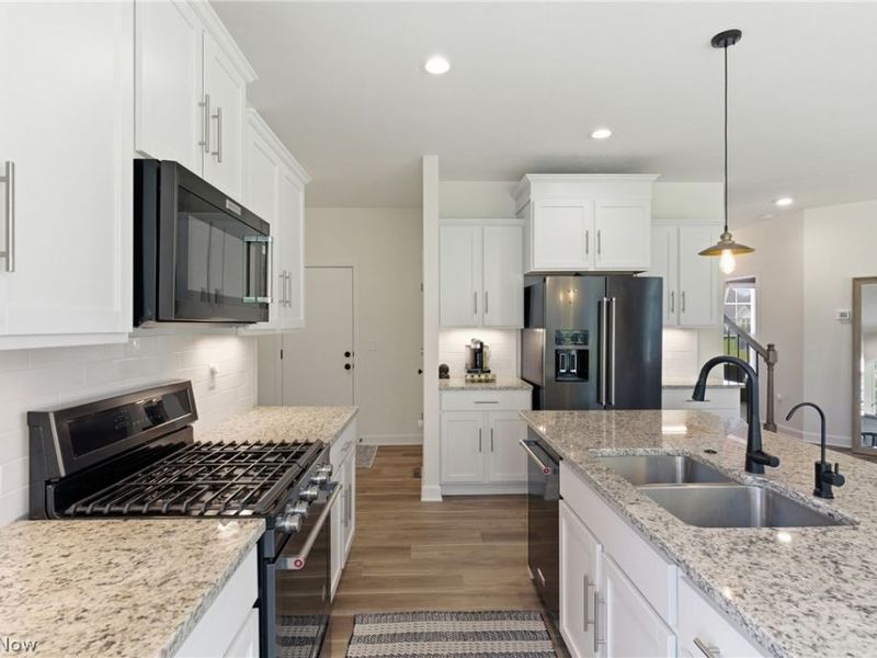 3331 Wicker Street NE, Canton, OH 44721 Photo 12