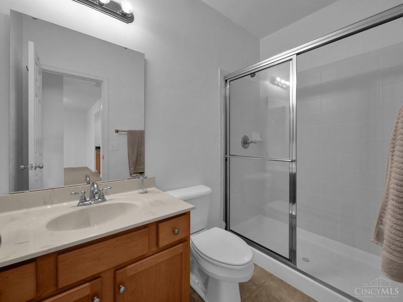955 Crossing Pointe, Unit 8E, Cincinnati, OH 45231 Photo 23