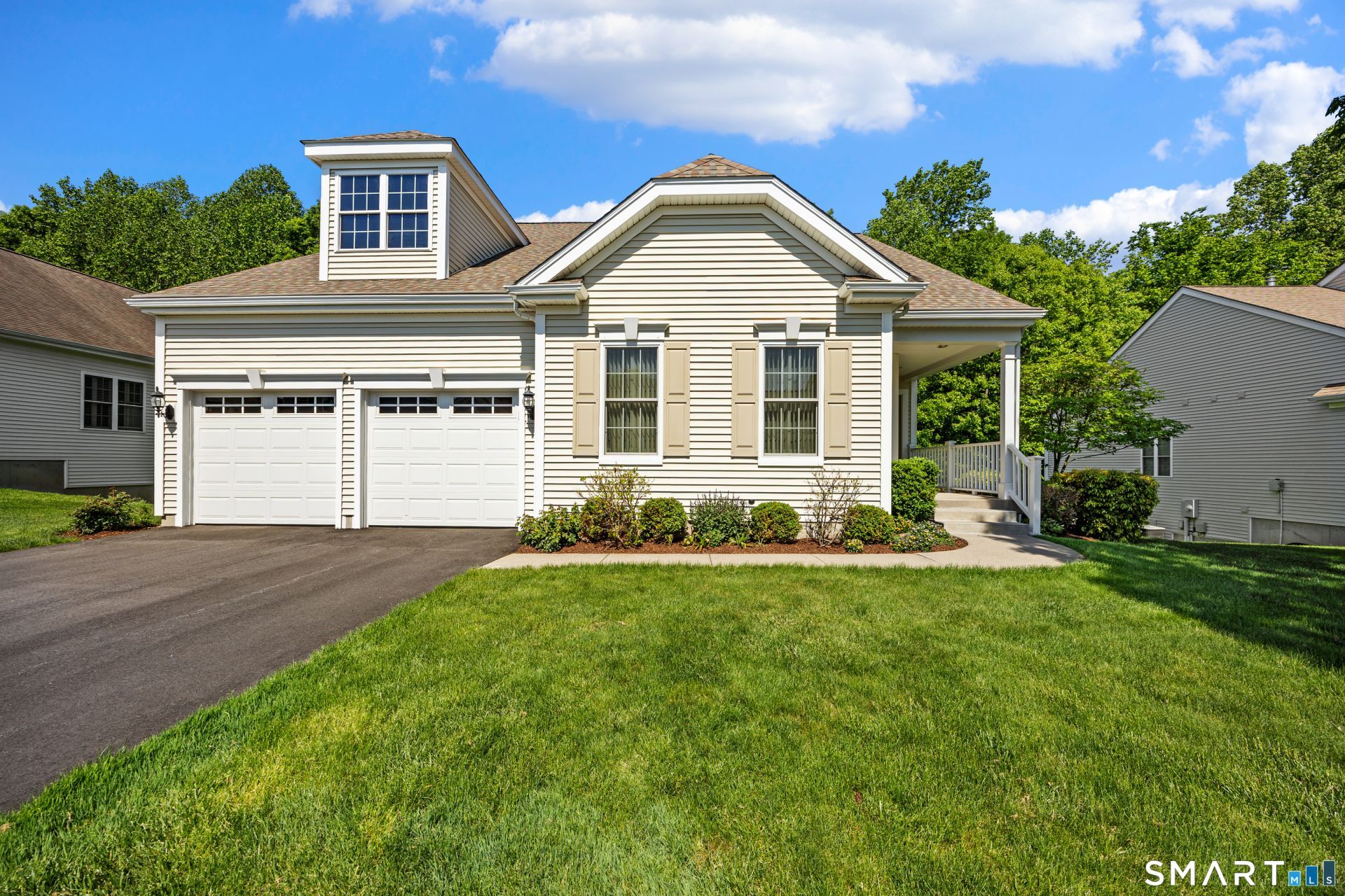 115 Thorn Hollow, Cheshire, CT 06410 Main Photo