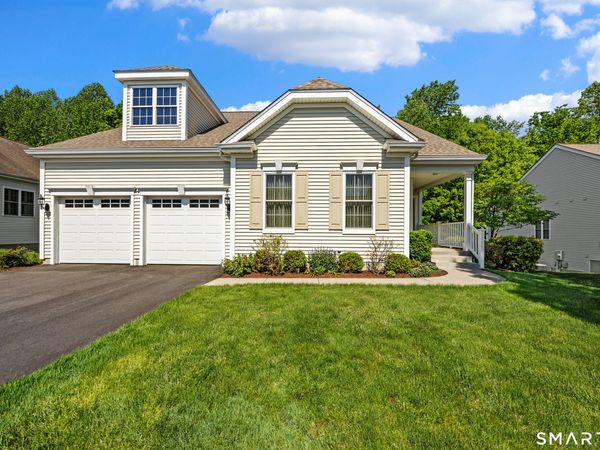 115 Thorn Hollow, Cheshire, CT 06410