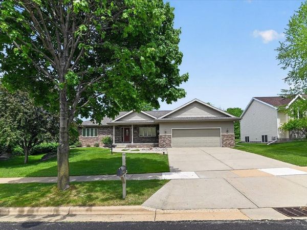 409 Badger Lane, Waunakee, WI 53597