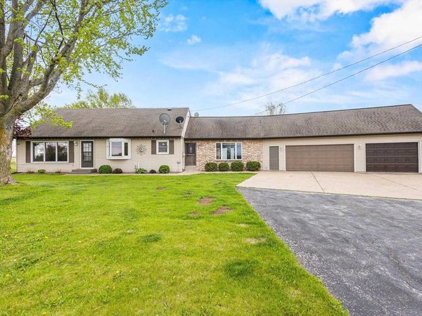 5184 FINGER ROAD, Green Bay, WI 54311