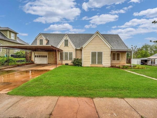 406 N 4th Street, Sayre, OK 73662