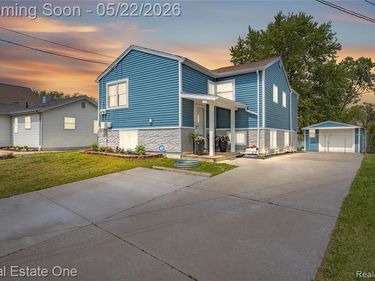 9136 Buckingham Street, White Lake Twp, MI 48386