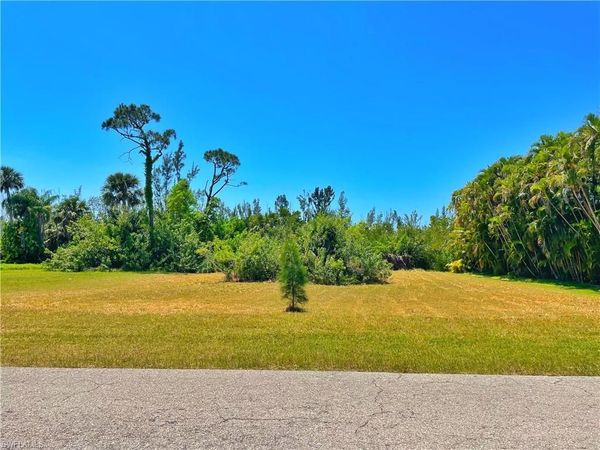 14185 Clubhouse DR , BOKEELIA, FL 33922