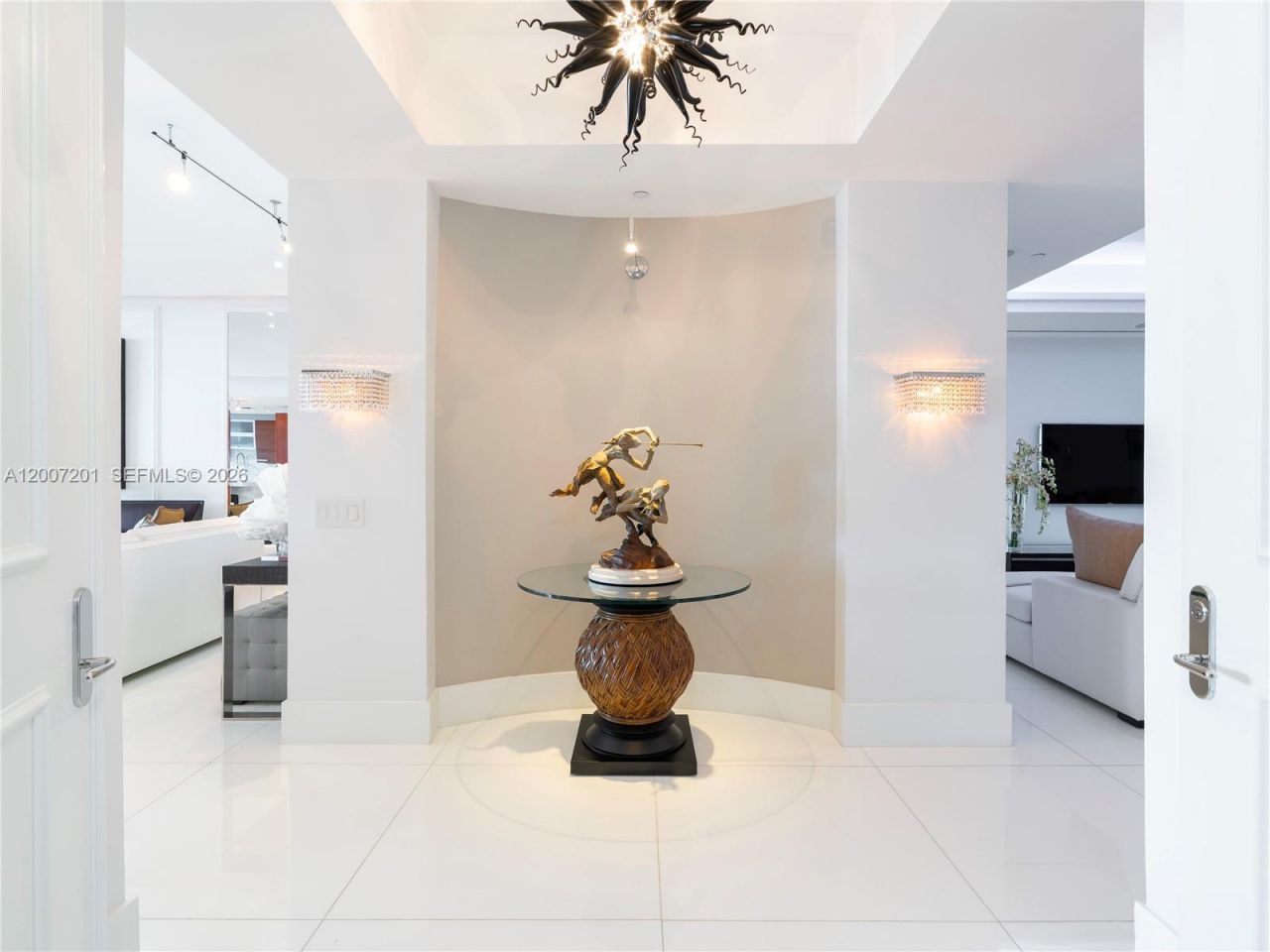5959 Collins Ave , Unit 906, Miami Beach, FL 33140 Photo