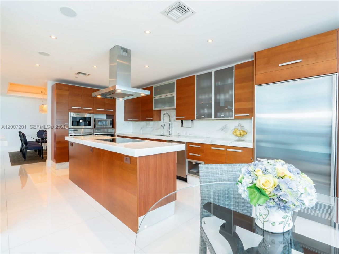 5959 Collins Ave , Unit 906, Miami Beach, FL 33140 Photo