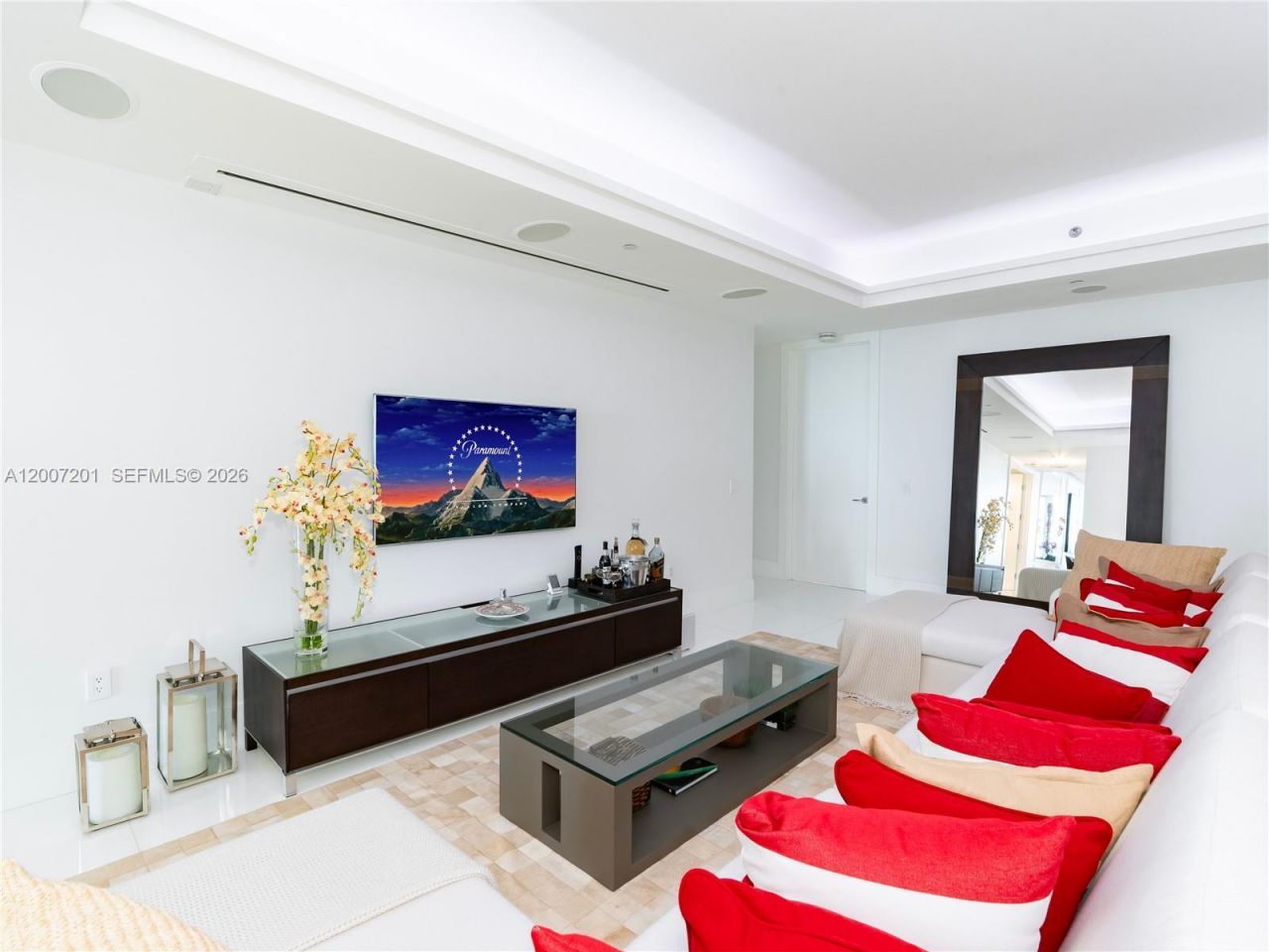 5959 Collins Ave , Unit 906, Miami Beach, FL 33140 Photo