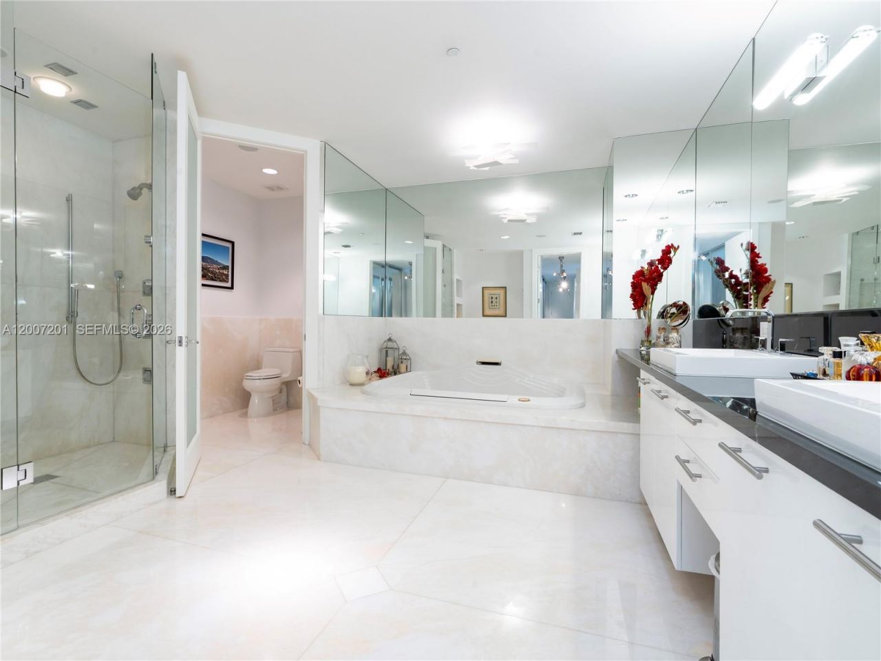 5959 Collins Ave , Unit 906, Miami Beach, FL 33140 Photo