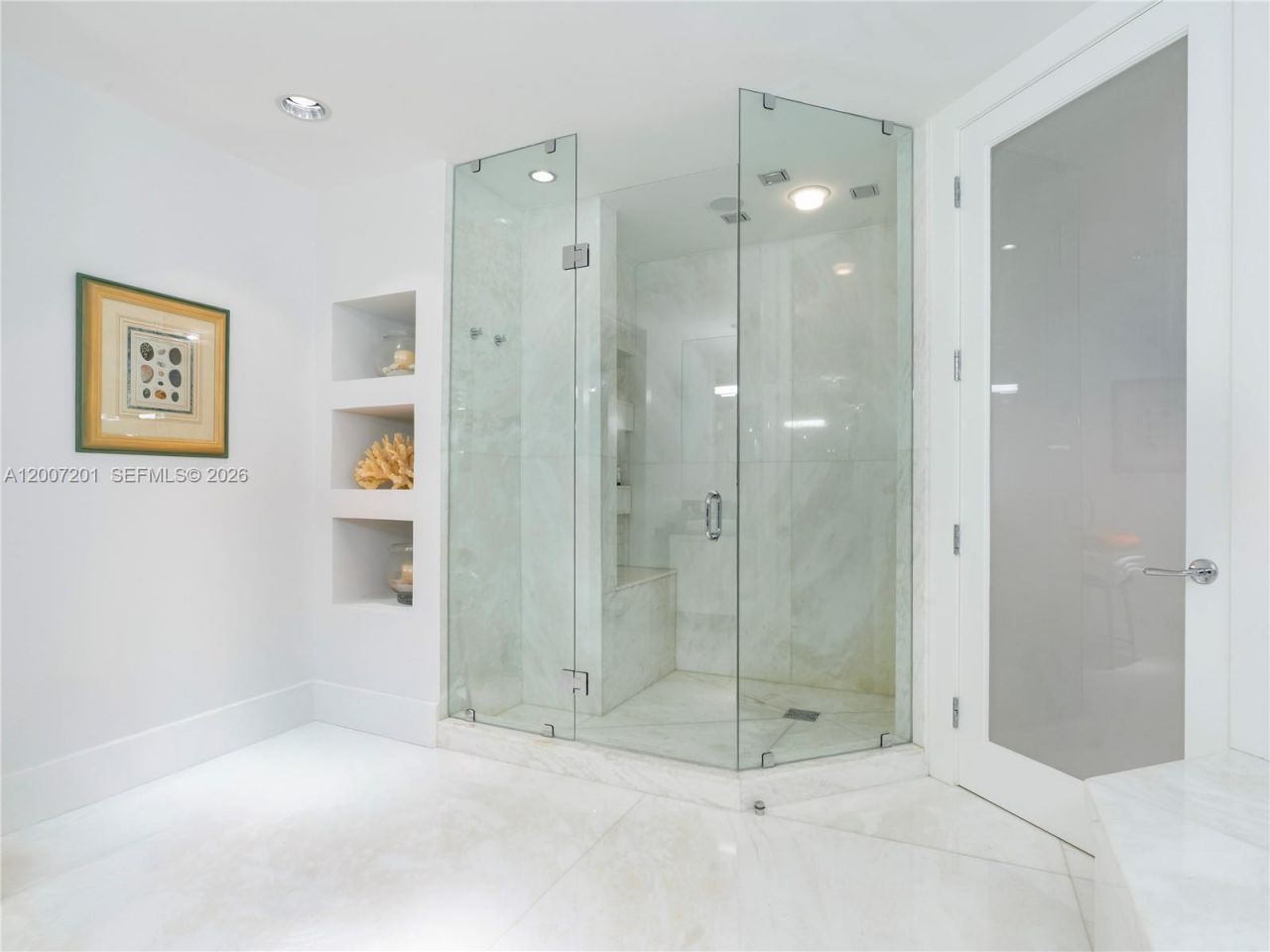 5959 Collins Ave , Unit 906, Miami Beach, FL 33140 Photo