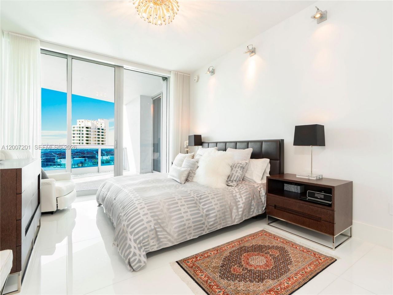 5959 Collins Ave , Unit 906, Miami Beach, FL 33140 Photo