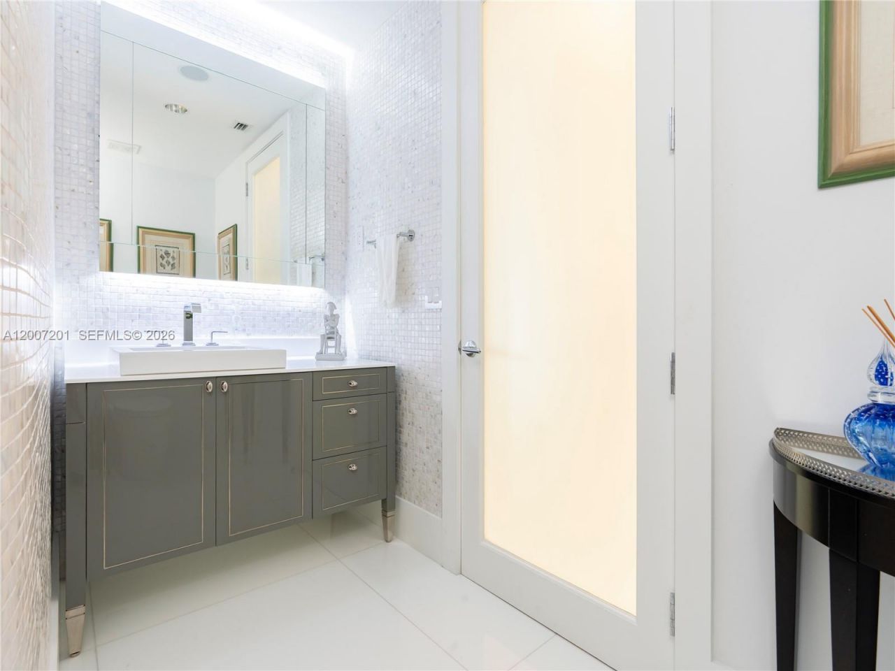 5959 Collins Ave , Unit 906, Miami Beach, FL 33140 Photo