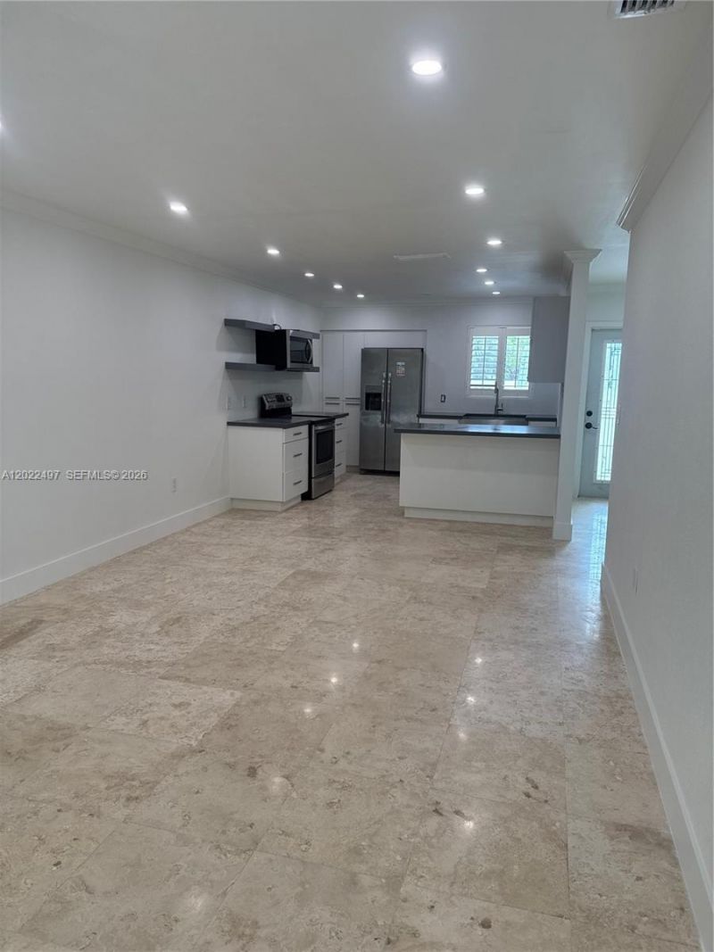 13932 Kendale Lakes Dr , Unit 13932, Miami, FL 33183 Photo