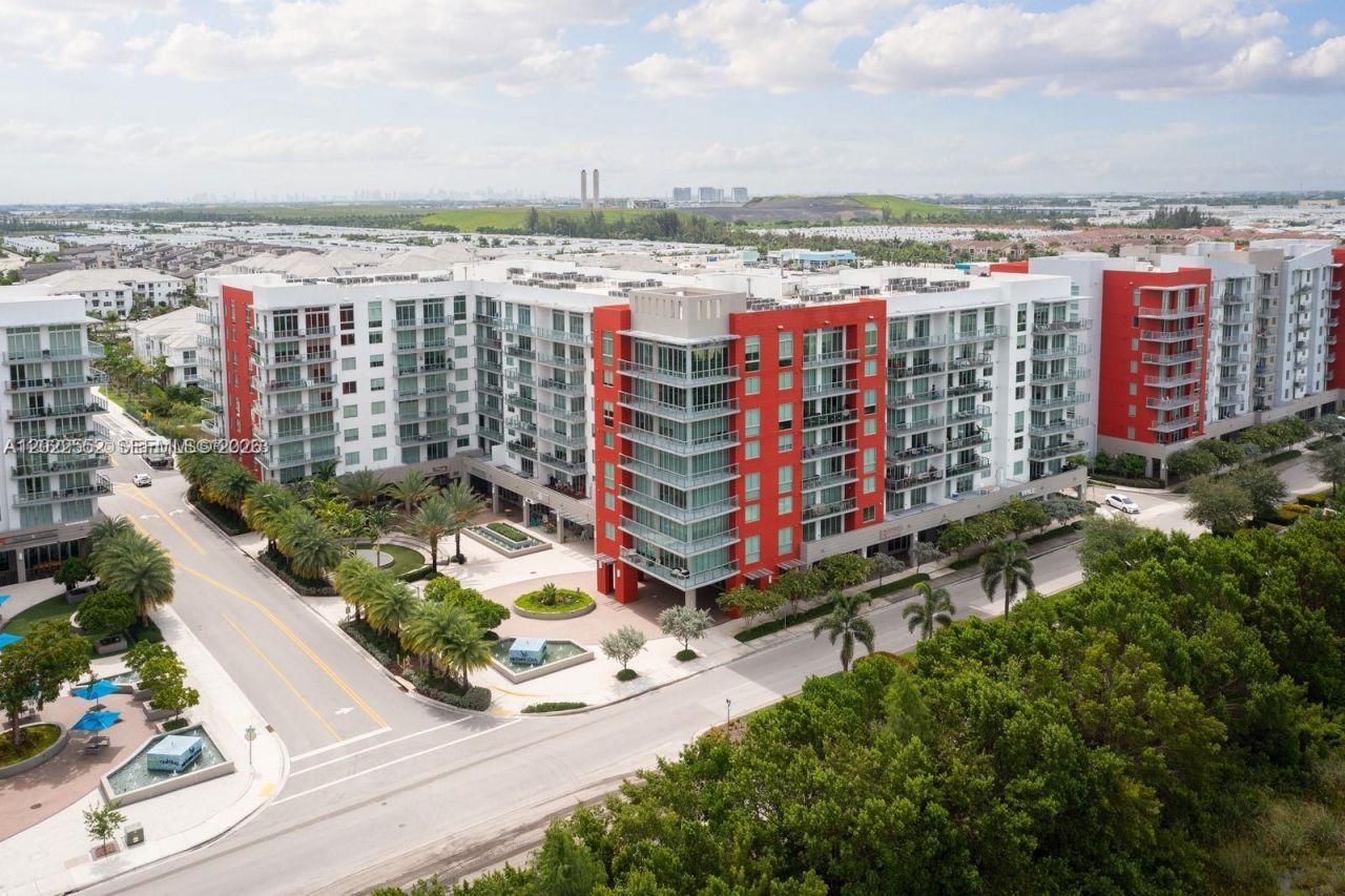 7875 NW 107th Ave , Unit 419, Doral, FL 33178 Photo
