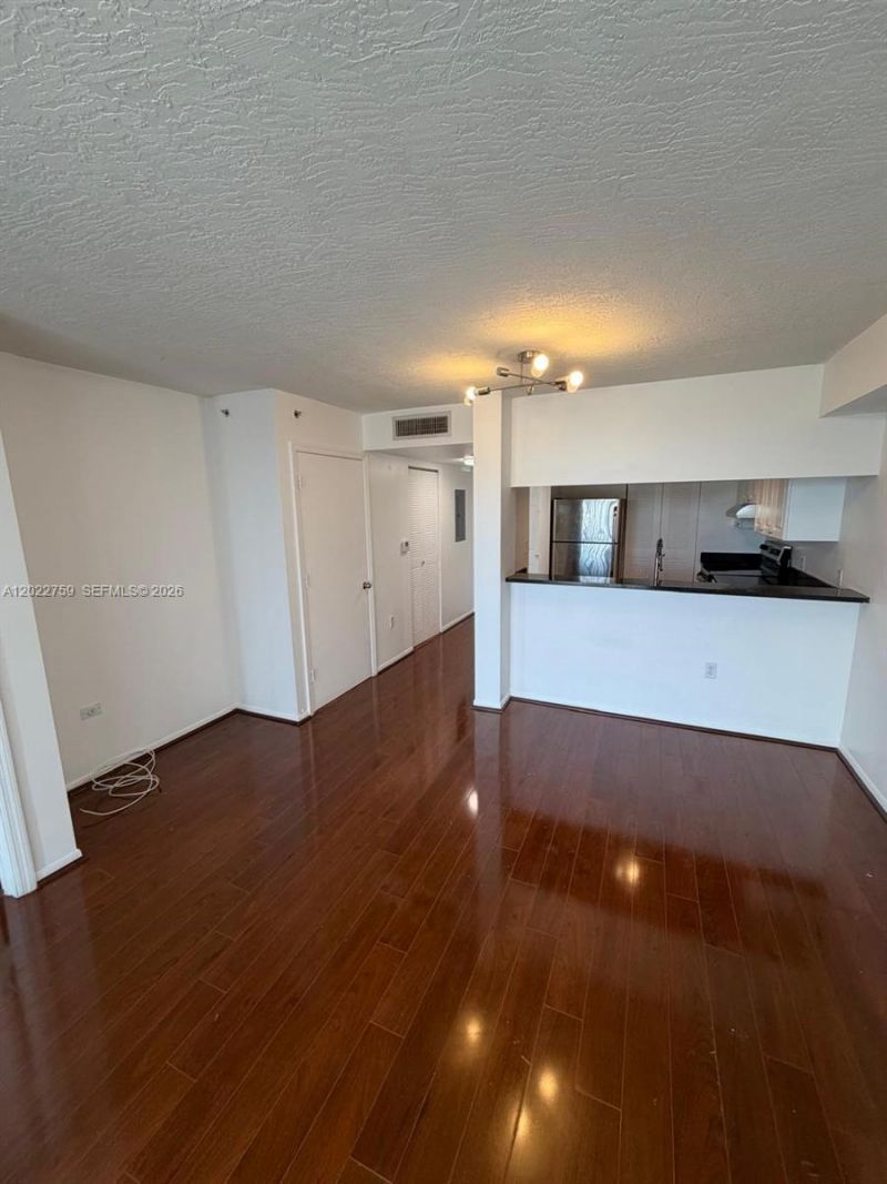 102 SW 6th Ave , Unit 305, Miami, FL 33130 Photo