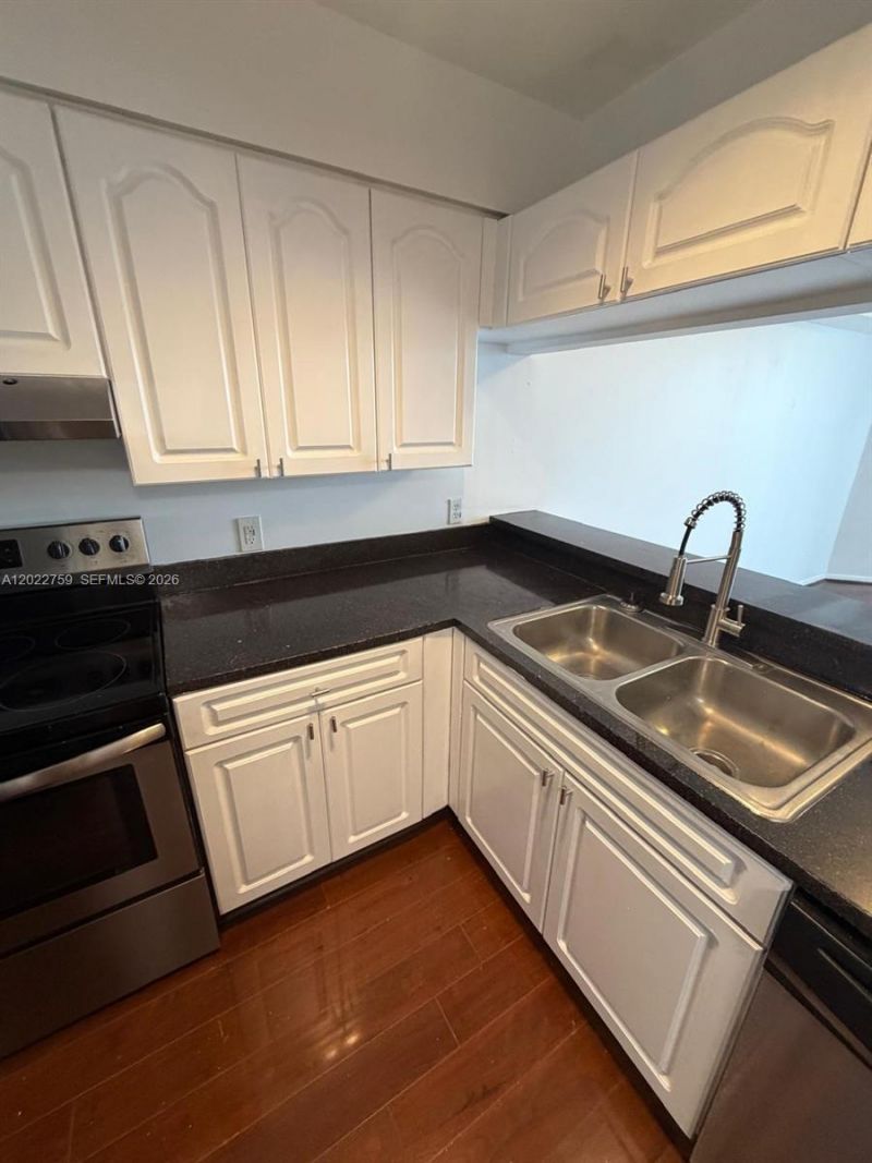 102 SW 6th Ave , Unit 305, Miami, FL 33130 Photo