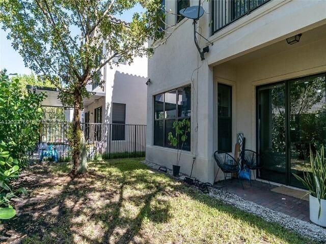 9794 W 34th Ct , Hialeah, FL 33018 Photo