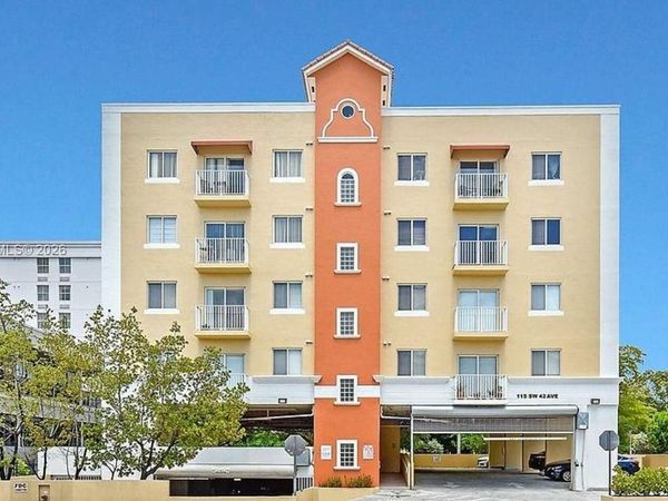 115 SW 42nd Ave, Unit 402, Miami, FL 33134