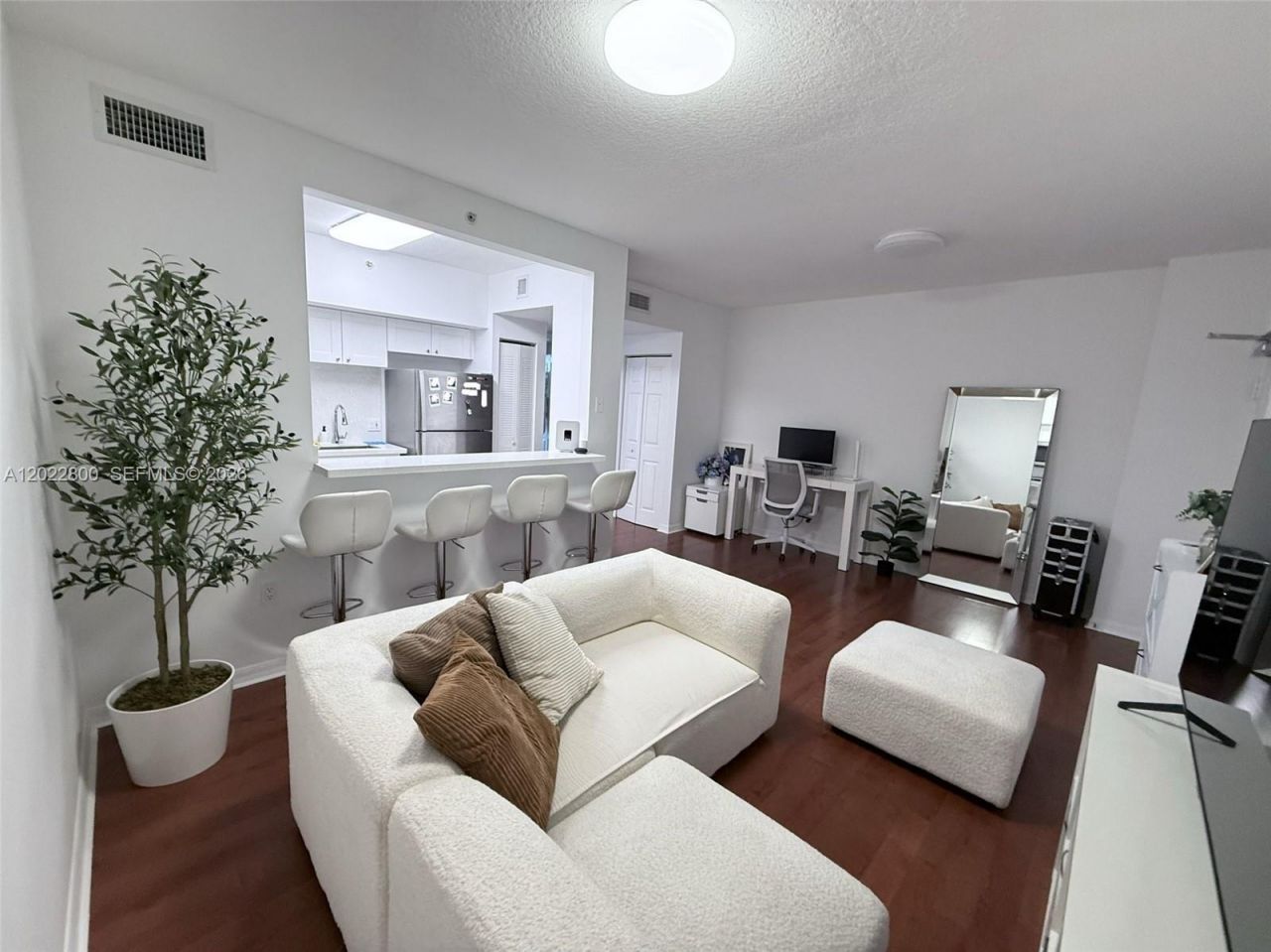 115 SW 42nd Ave, Unit 402, Miami, FL 33134 Photo