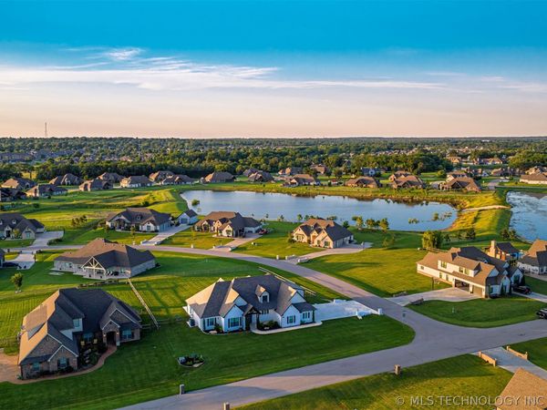 8202 N 150th East Avenue, Owasso, OK 74055