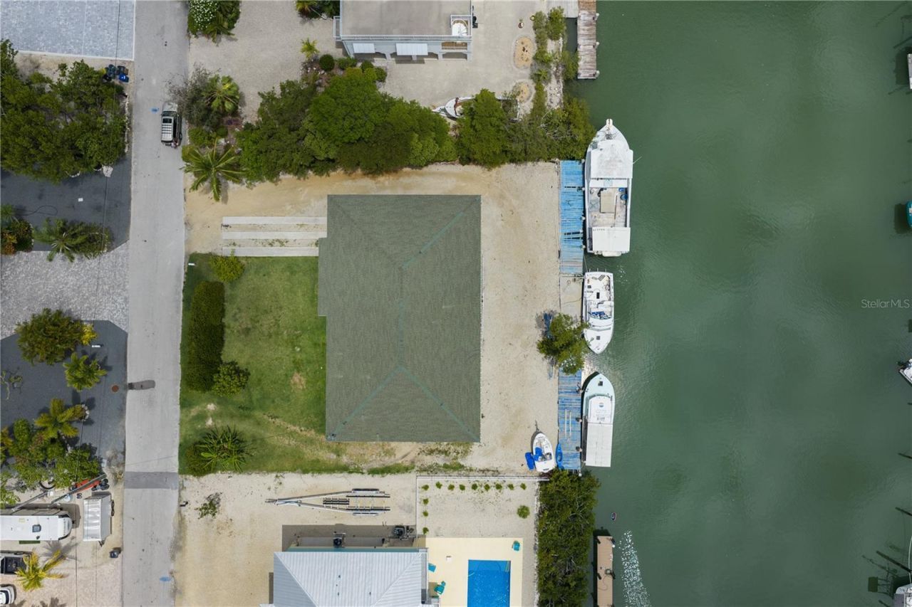 2100 Avenue H , Marathon, FL 33050 Photo