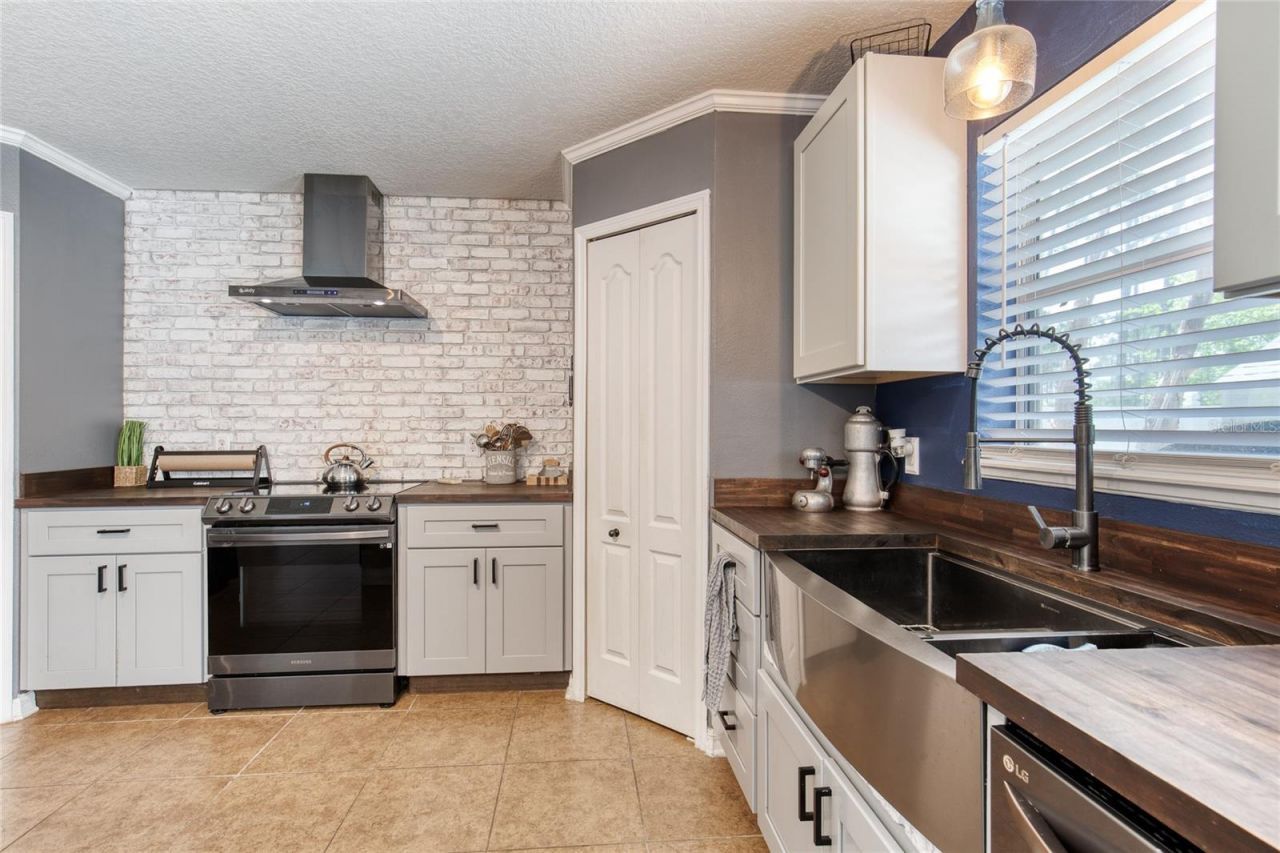 201 Underwood Trail , Palm Coast, FL 32164 Photo