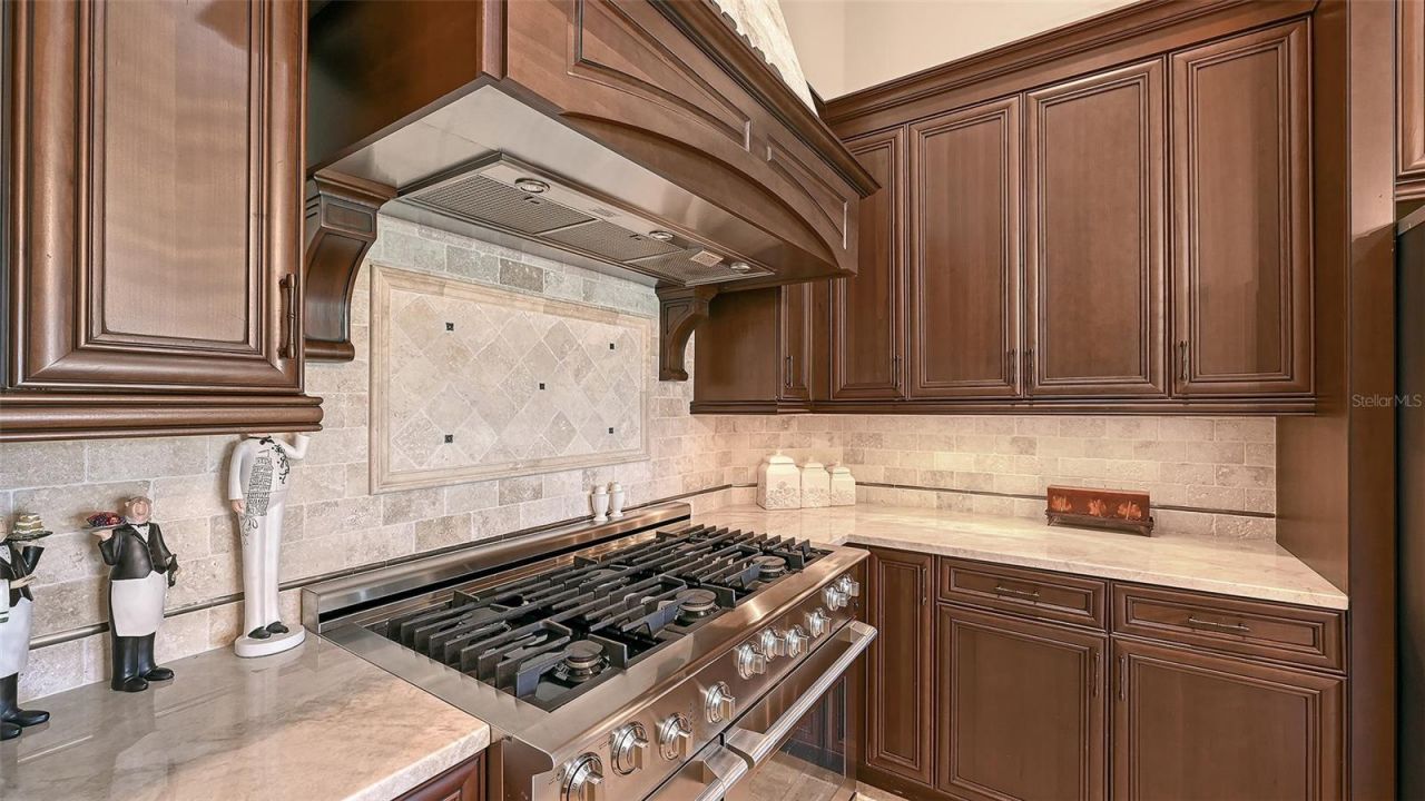 3331 Founders Club Drive, Sarasota, FL 34240 Photo