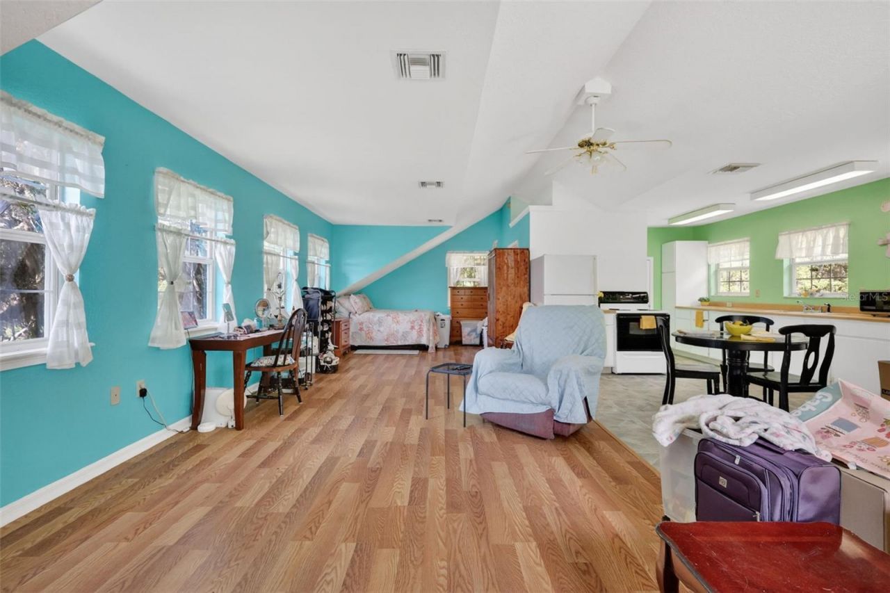 493 Malauka Loop, Ocklawaha, FL 32179 Photo