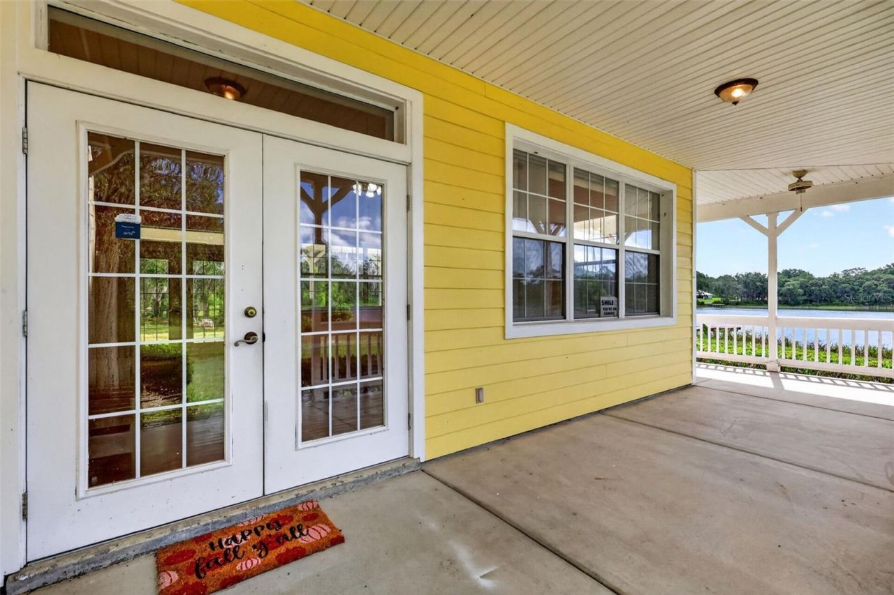 493 Malauka Loop, Ocklawaha, FL 32179 Photo