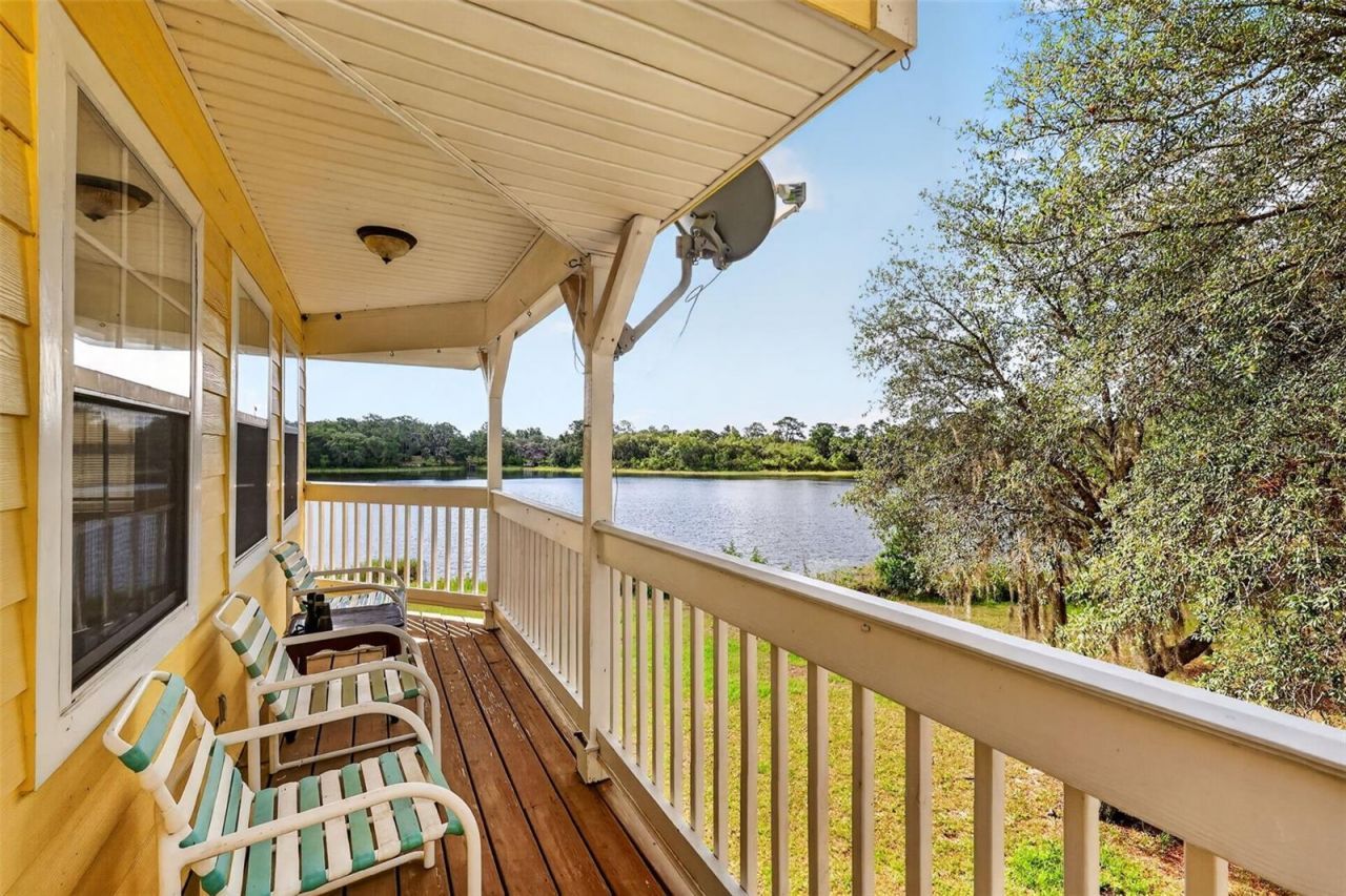 493 Malauka Loop, Ocklawaha, FL 32179 Photo