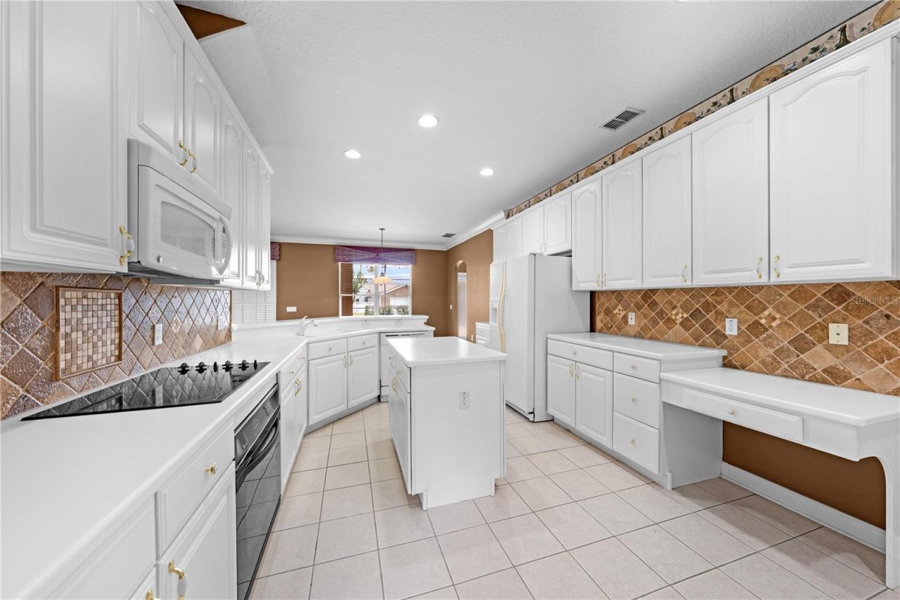 1620 Marina Lake Dr, Kissimmee, FL 34744 Photo