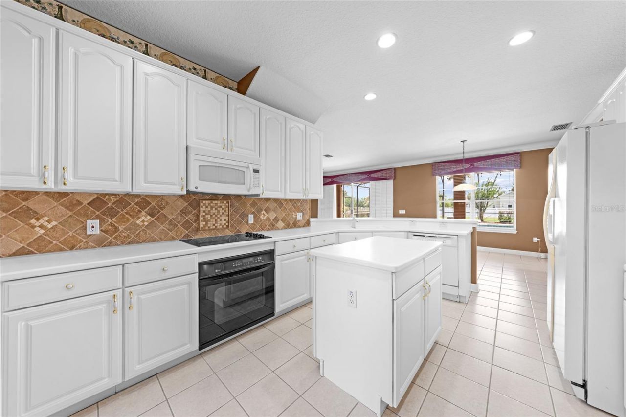 1620 Marina Lake Dr, Kissimmee, FL 34744 Photo