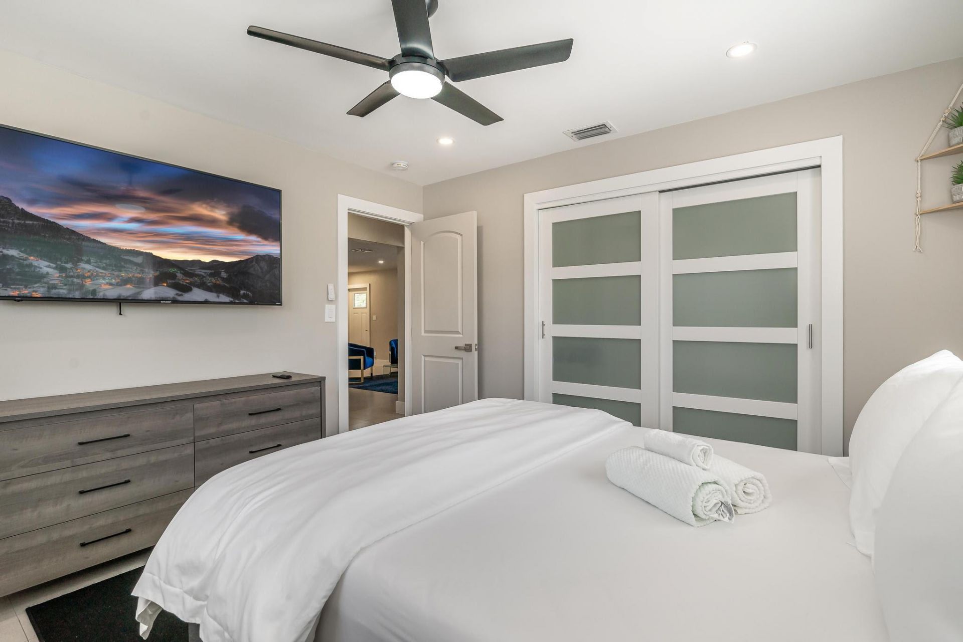 300 SE 8th Court, Pompano Beach, FL 33060 Photo