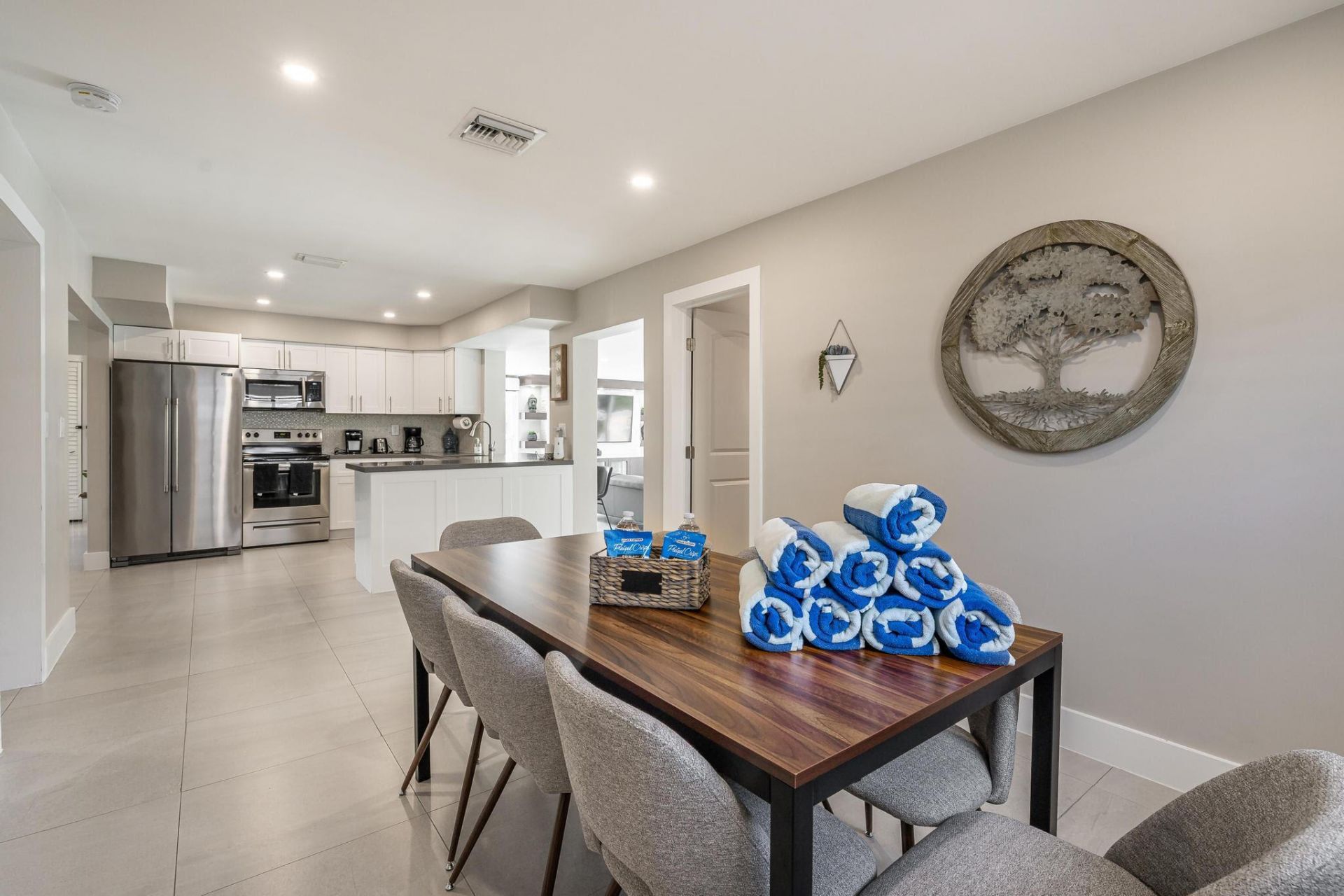 300 SE 8th Court, Pompano Beach, FL 33060 Photo